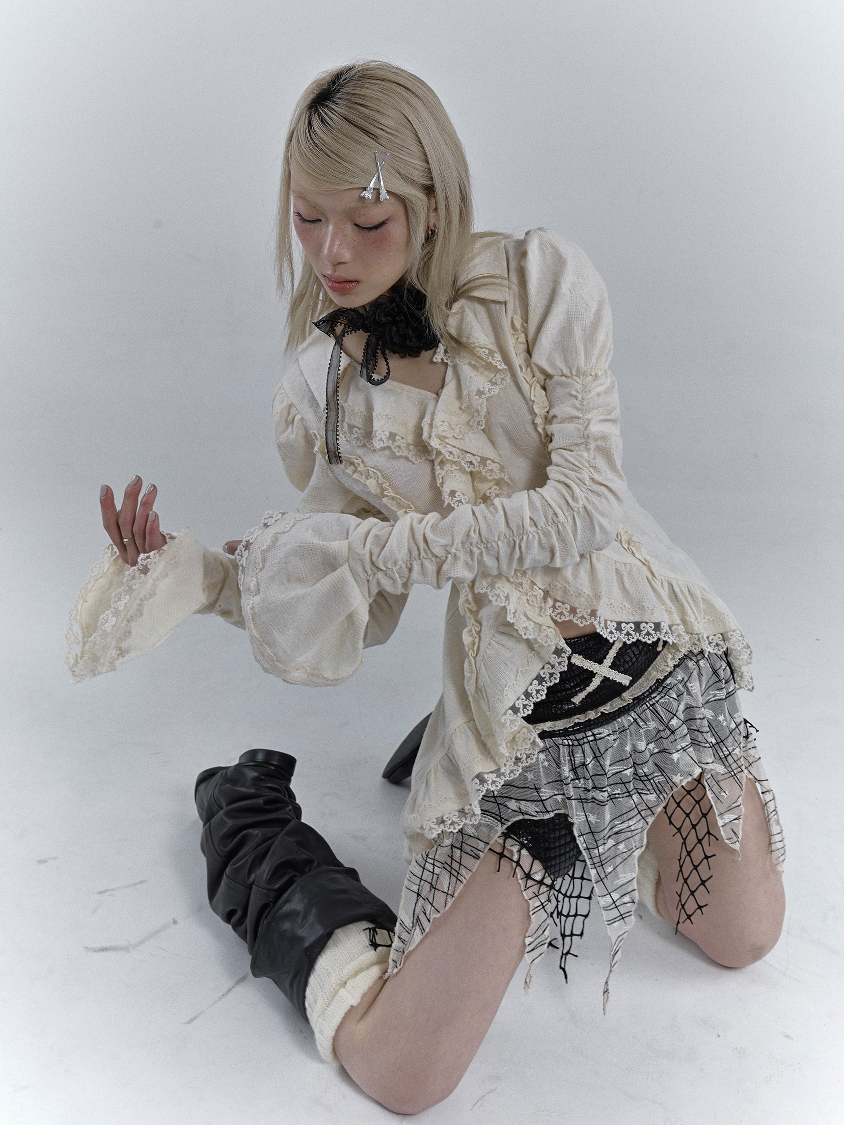 Trompetenhülle Shirted Frill Shirt