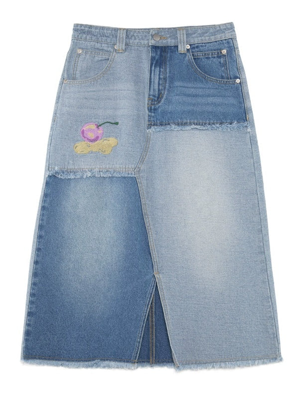 Cream Cherry Embroidery Contrasting Color Raw Edge Denim Skirt