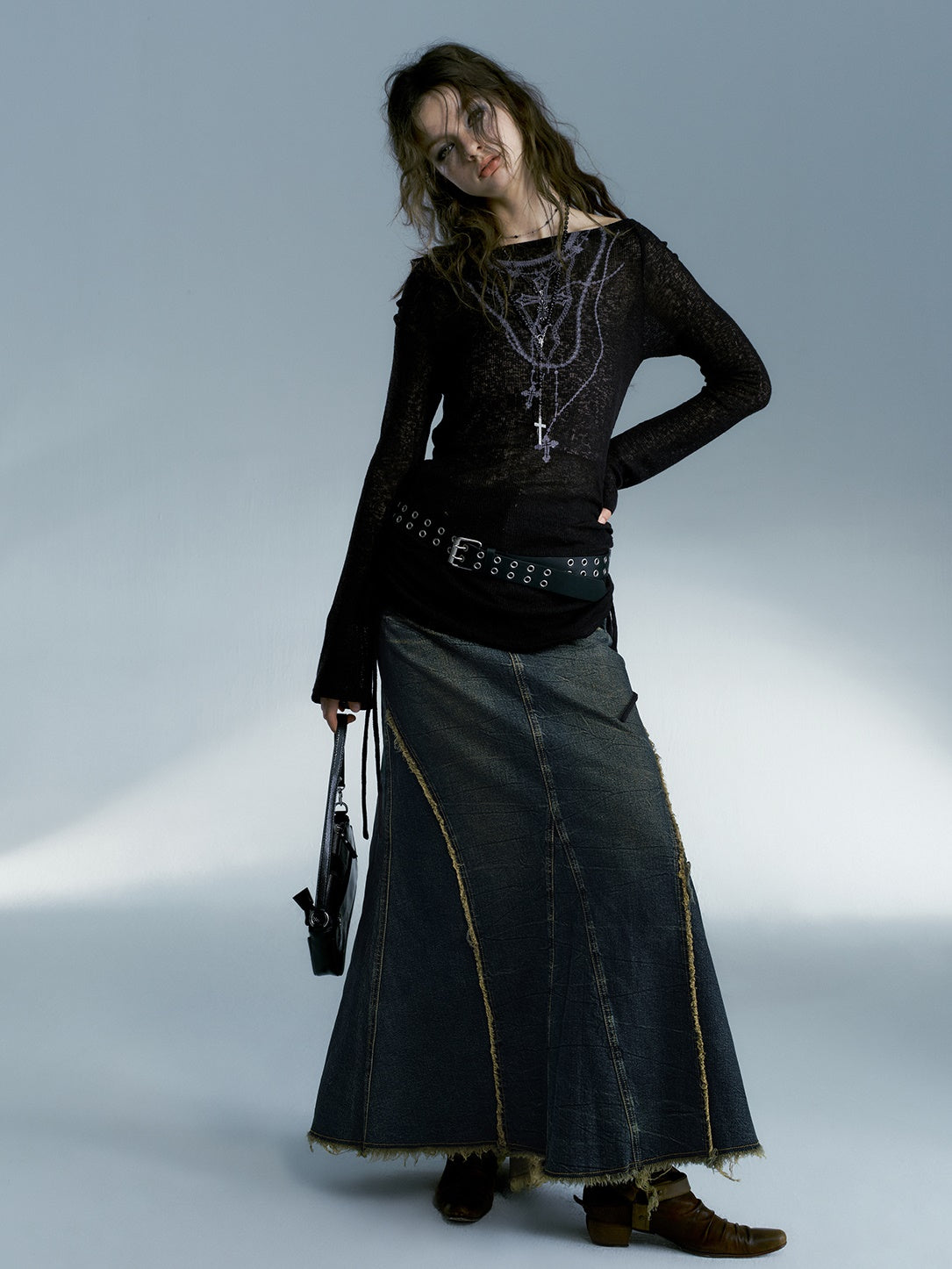 Commutation de la sirène à longue jupe en jean