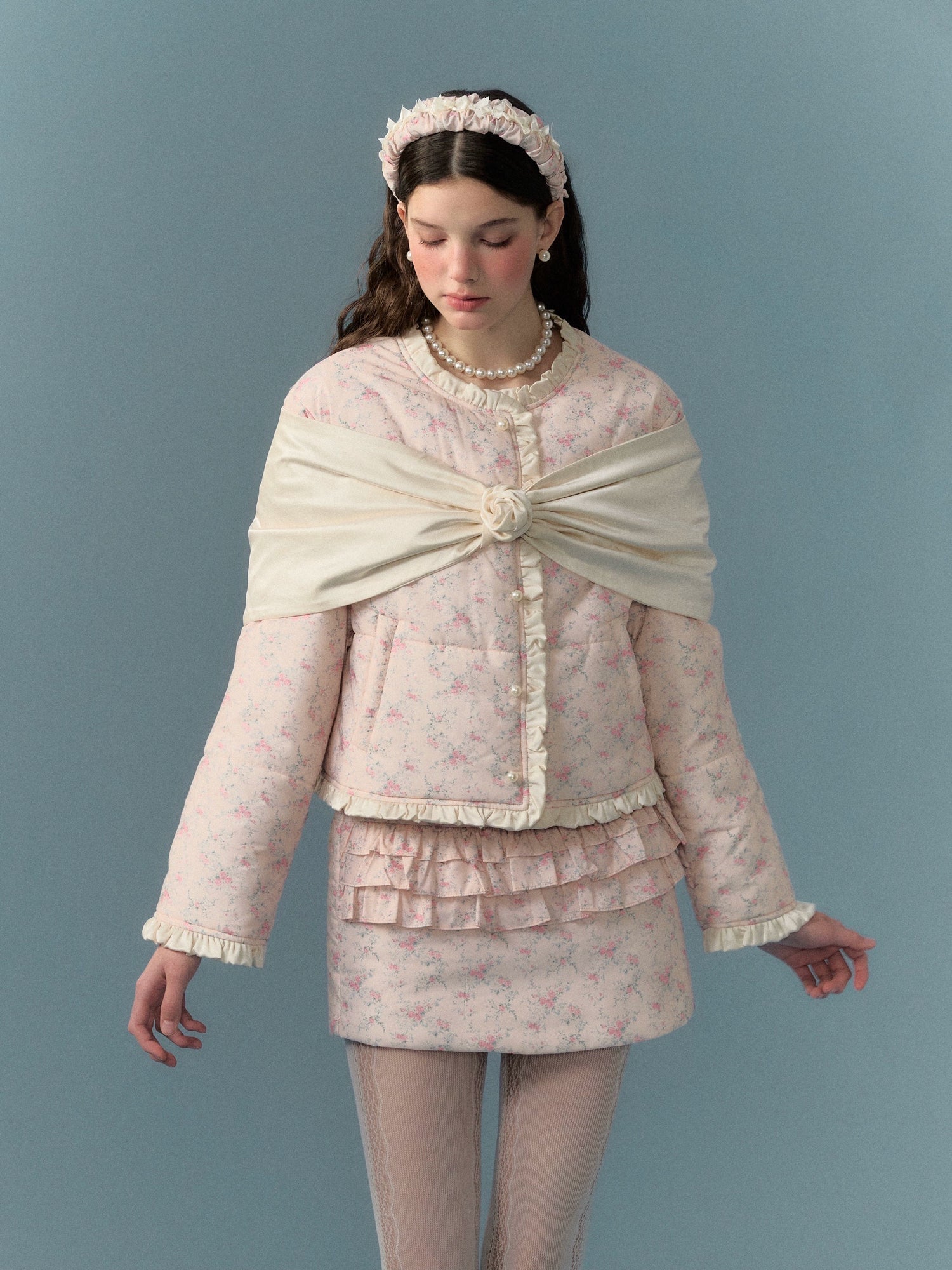 Blumenspleißen Frill No-Collar Jacket & A-Line Minirock