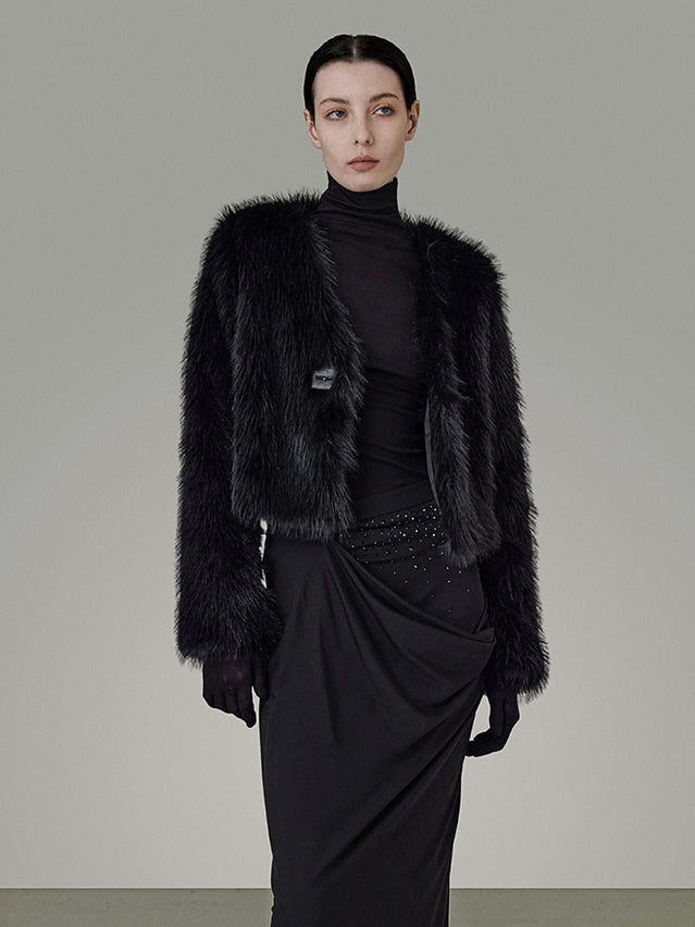 V-Ausschnitt Slim Fell Short Jacket