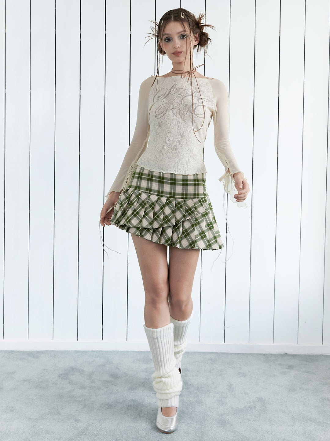 Plaid Asymmetric Pleated Skirt
