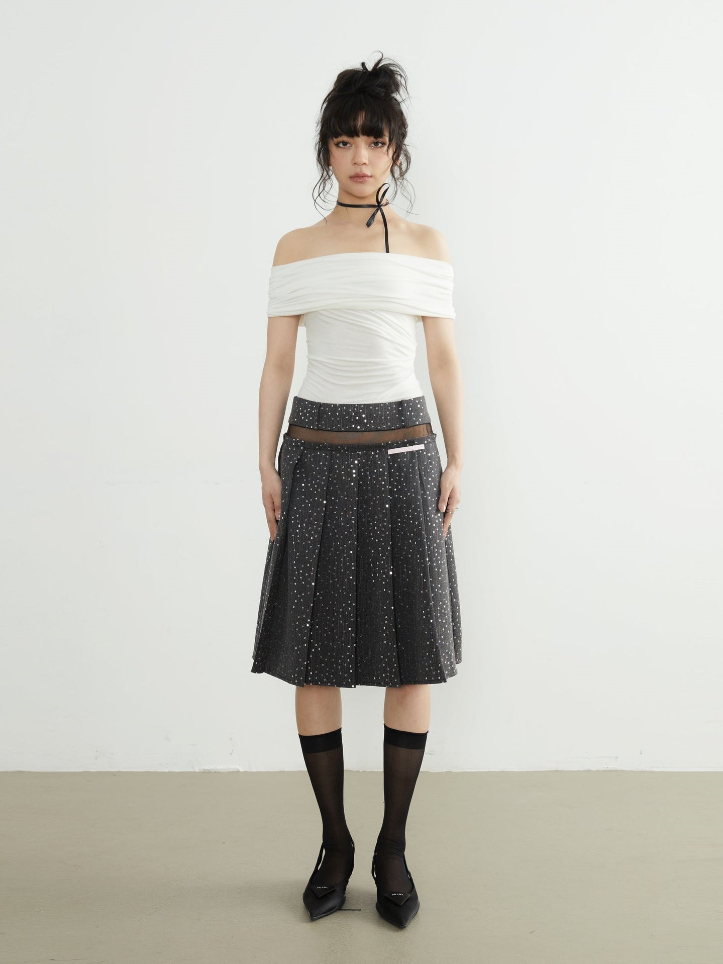 Waistless Sparkling Sequin Pleat Skirt