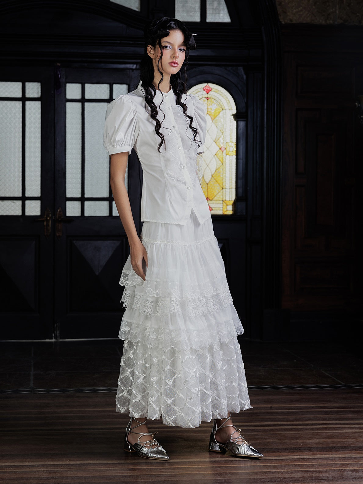 Lace Pearl Buckle Waist Shirt & Lace Cake Skirt