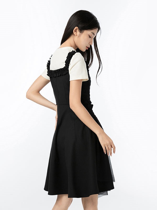 Mesh Stitching Suspender One-piece & Hollow T-Shirt Set-up