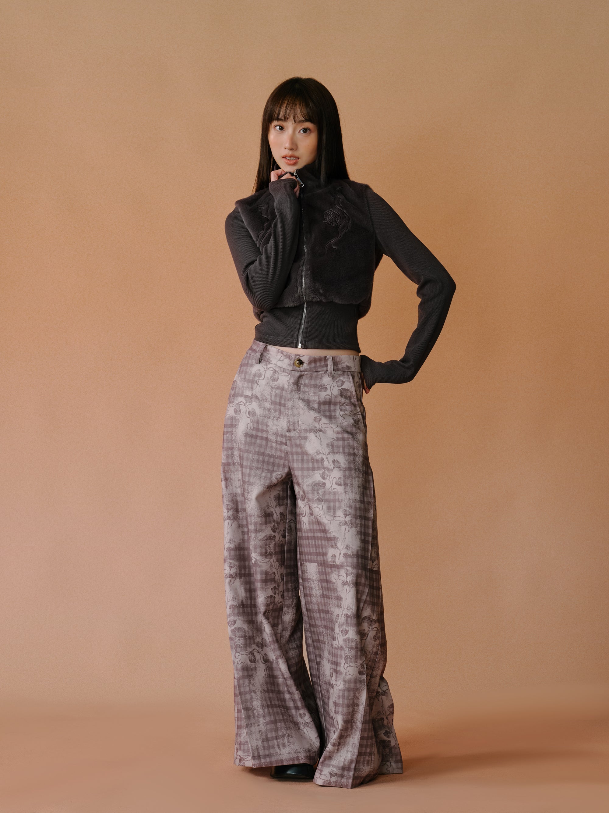 모피 스티칭 꽃 포도 나무 지퍼 높은 목 자켓