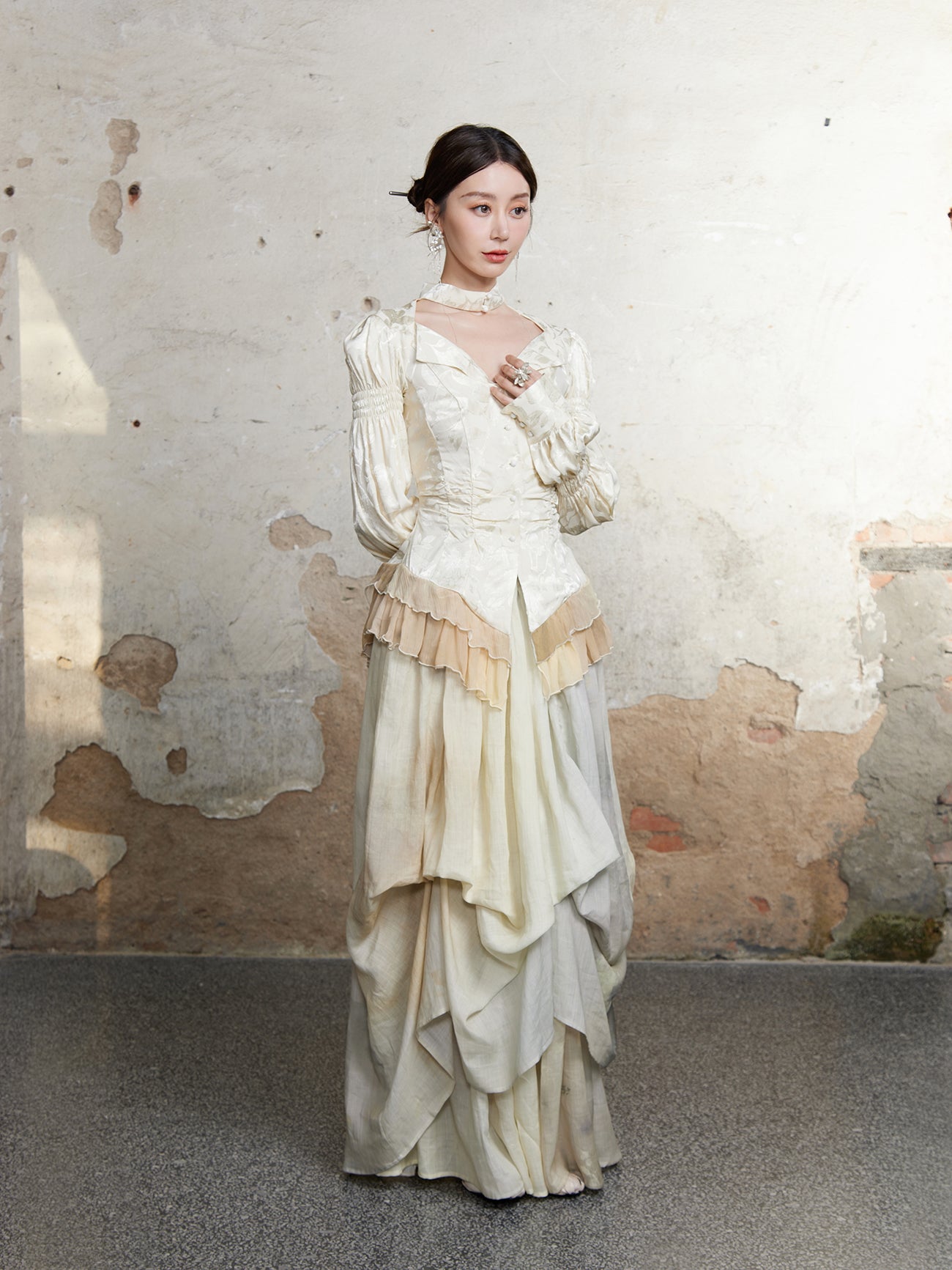 V-Neck Palace 스타일 퍼프 슬리브 상단