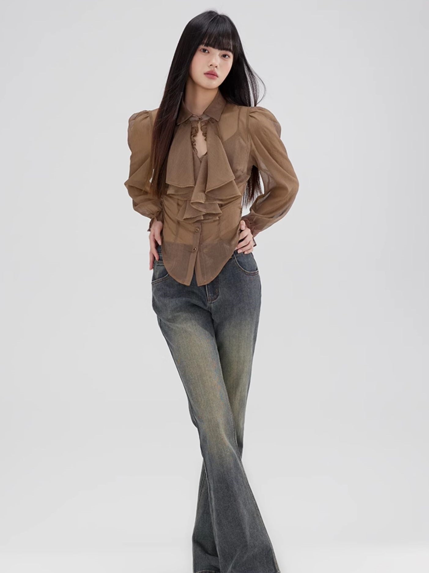 Heavy-duty Washed Micro-flare Gradient Jeans