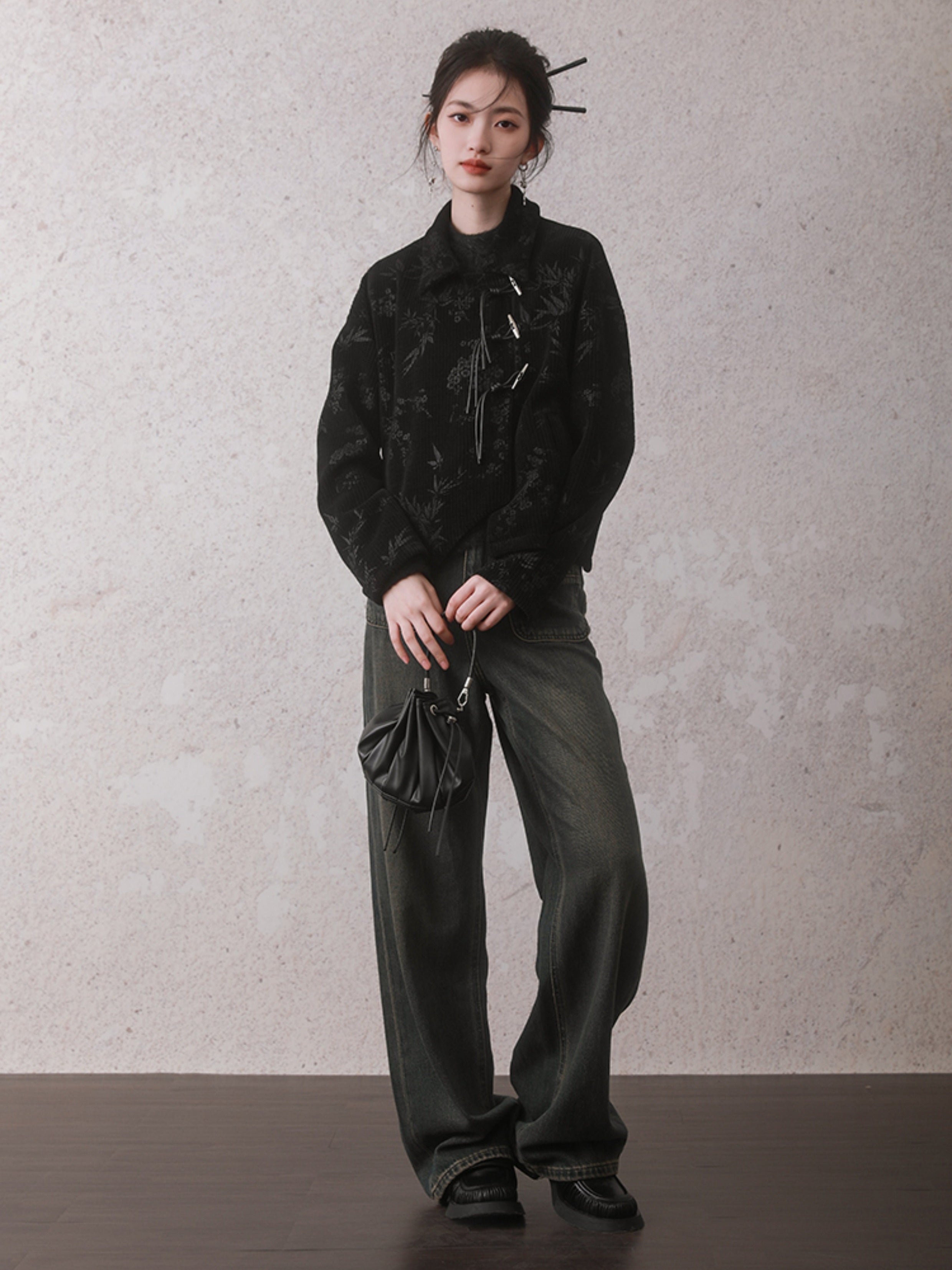 대나무 잎은 엠보싱 된 비스듬한 옷깃 짧은 재킷