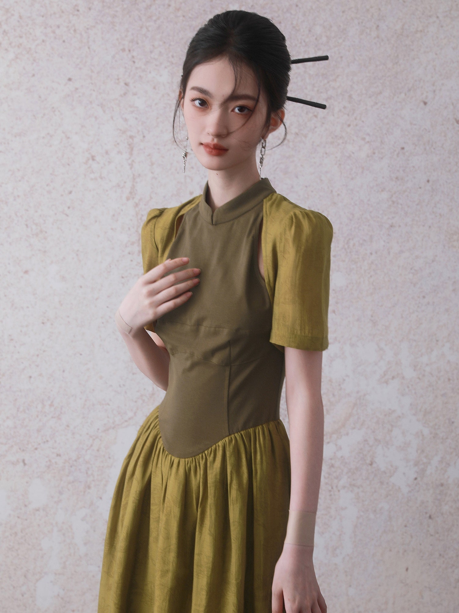 Stitching Stand Collar Improved Waist Short Sleeve Dress