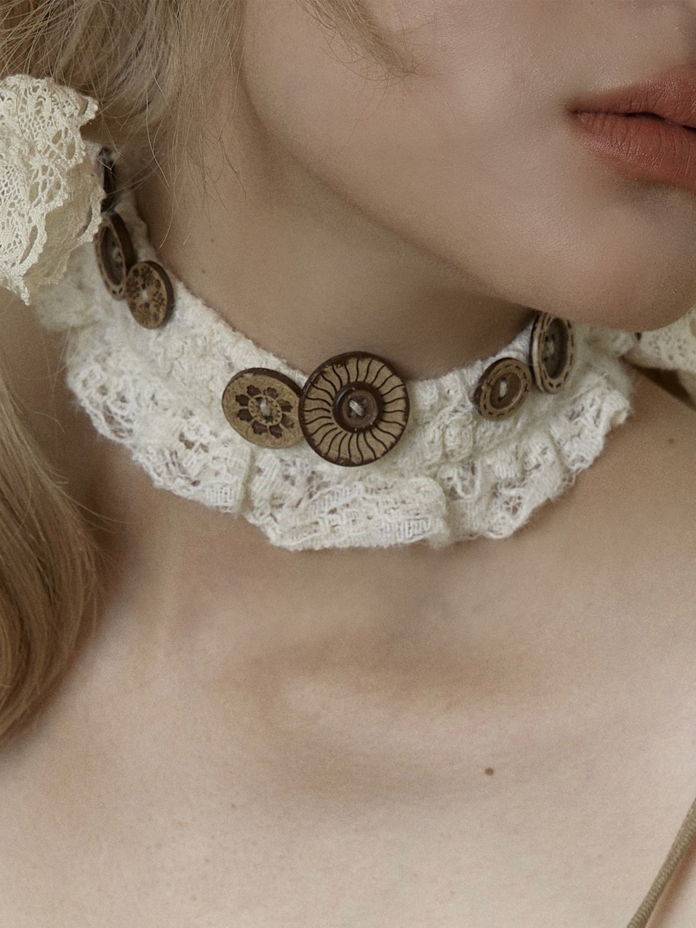 Tour de boucille en bois romantique couleuse de fleur détachable