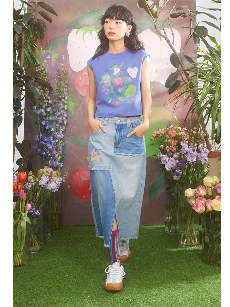 Cream Cherry Embroidery Contrasting Color Raw Edge Denim Skirt