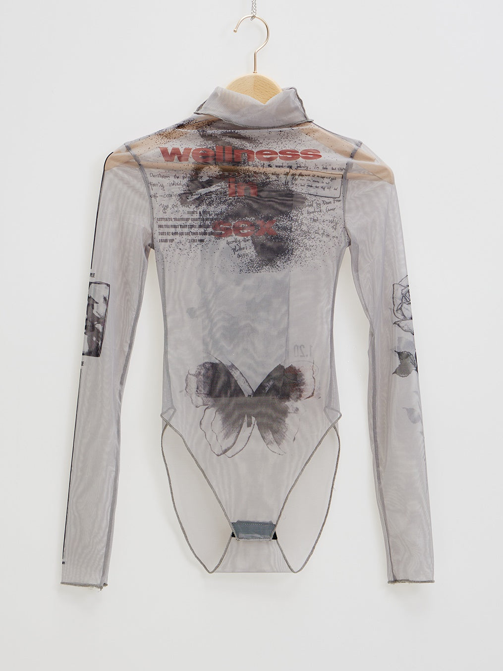 얇은 얇은 꽉 찬 목 바디 스위트