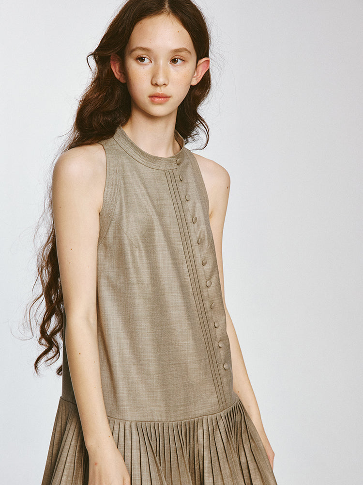 Robe sans manches en trois dimensions plissées