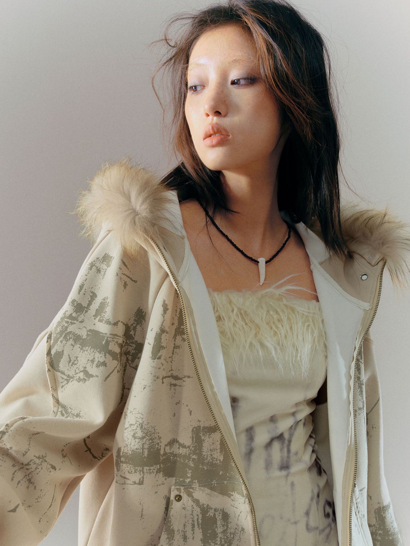 Loose Mottled Graffiti Fur Stitch Hooded Sweat Jacket