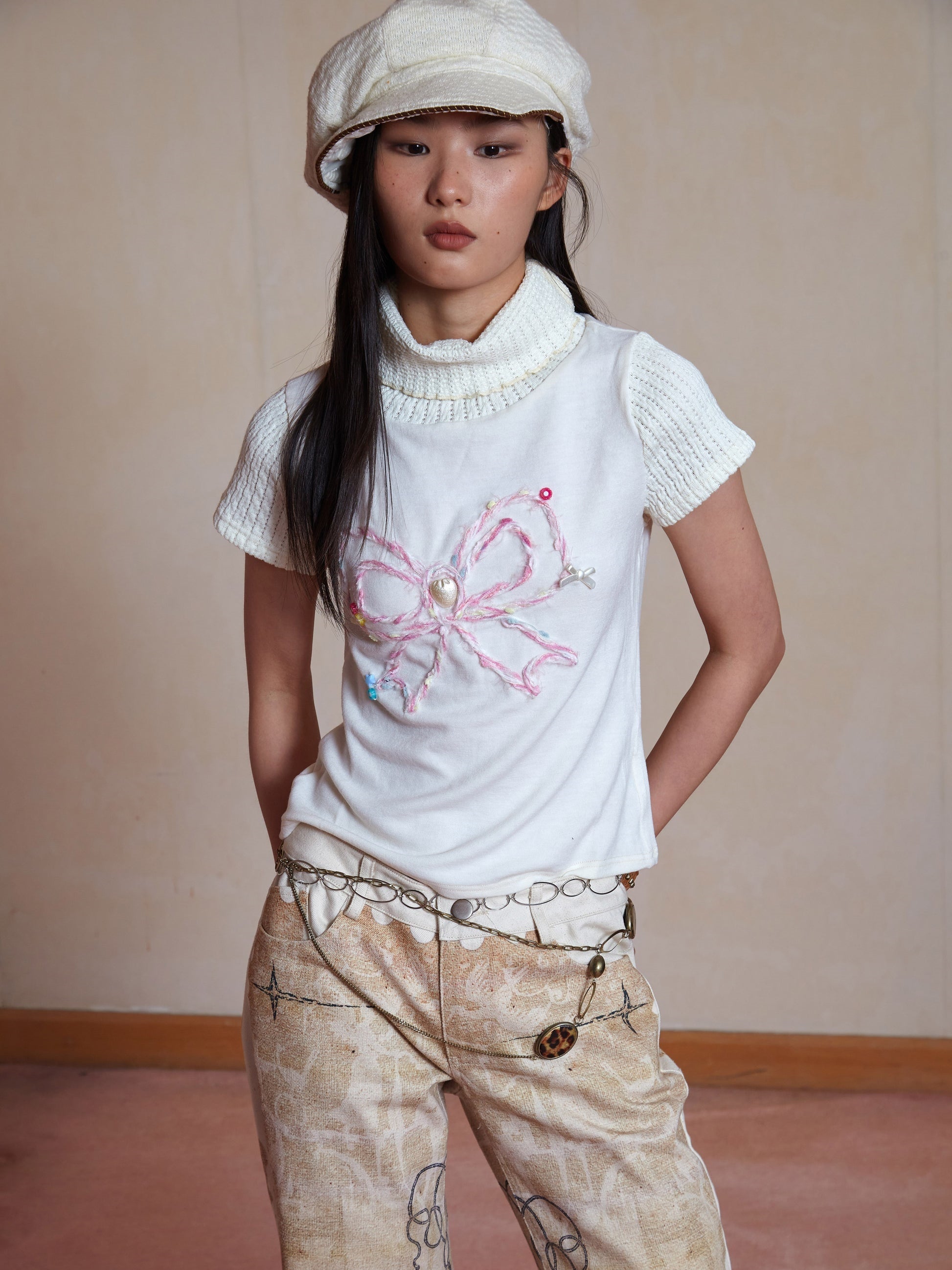 높은 칼라는 짧은 고리 상단을 비난합니다