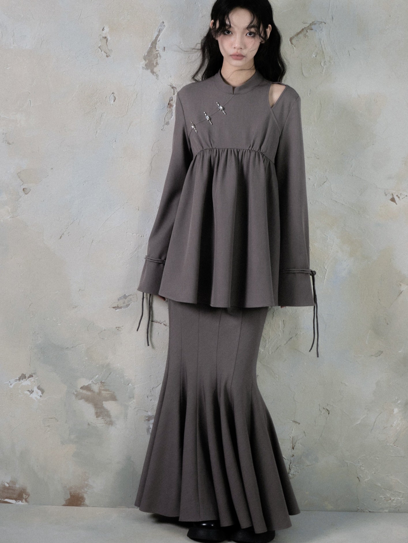 MAO -Kragenschaltschalttop- und Meerjungfrau -Rock