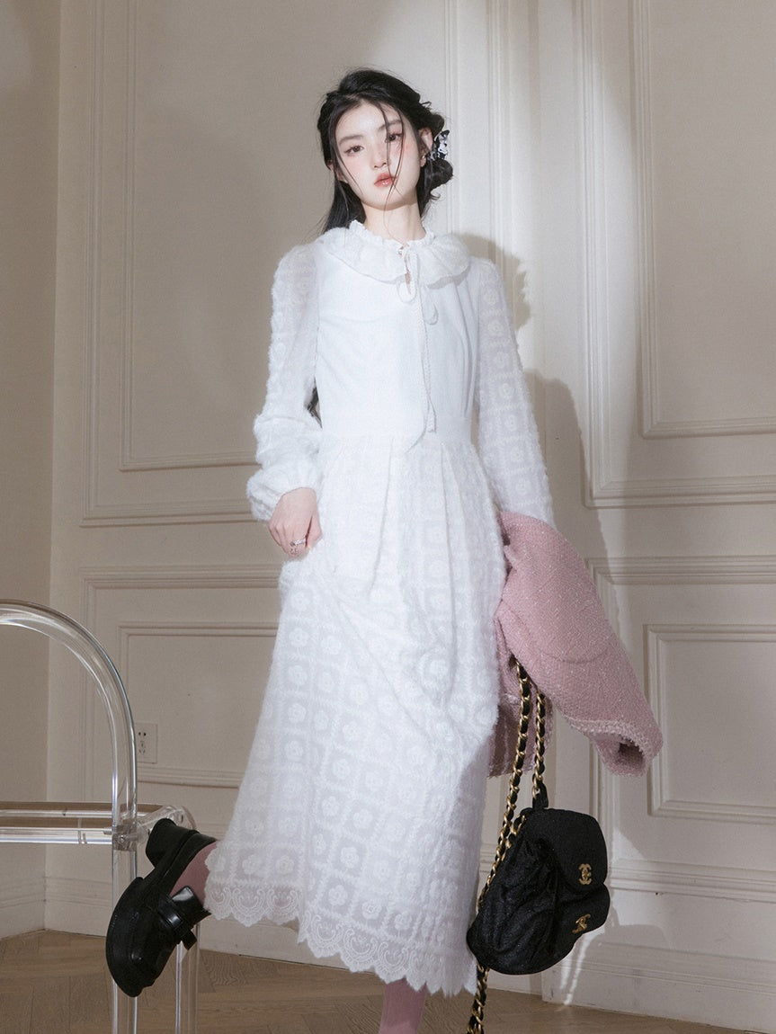 Plüsch gesticktes Kleid