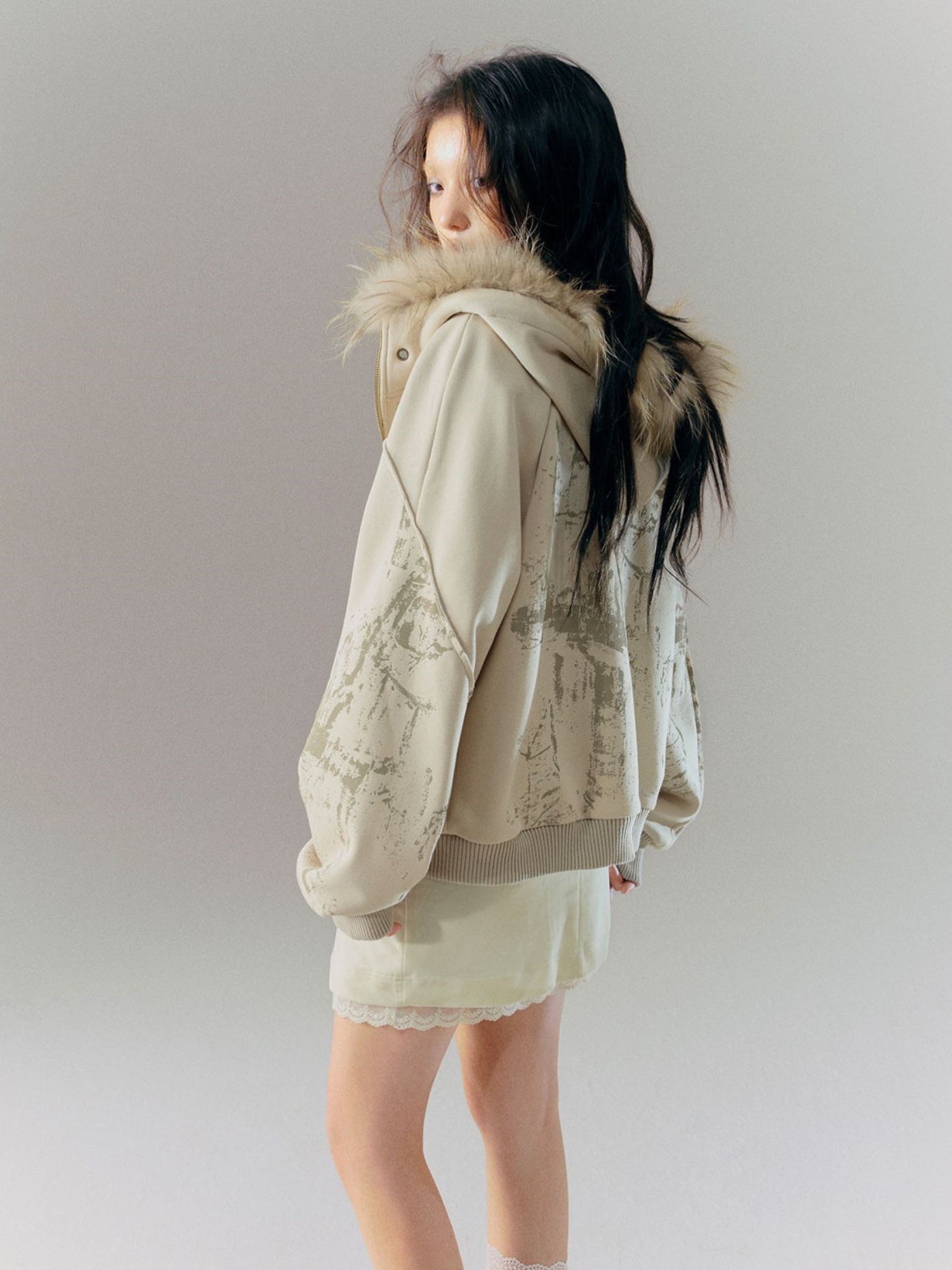 Loose Mottled Graffiti Fur Stitch Hooded Sweat Jacket