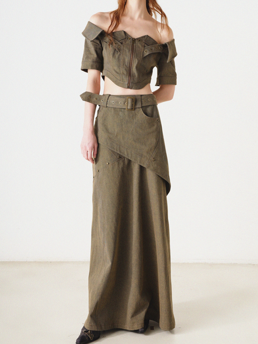 Denim-Off-Shoulder-Top & Long-Rock mit Gürtel