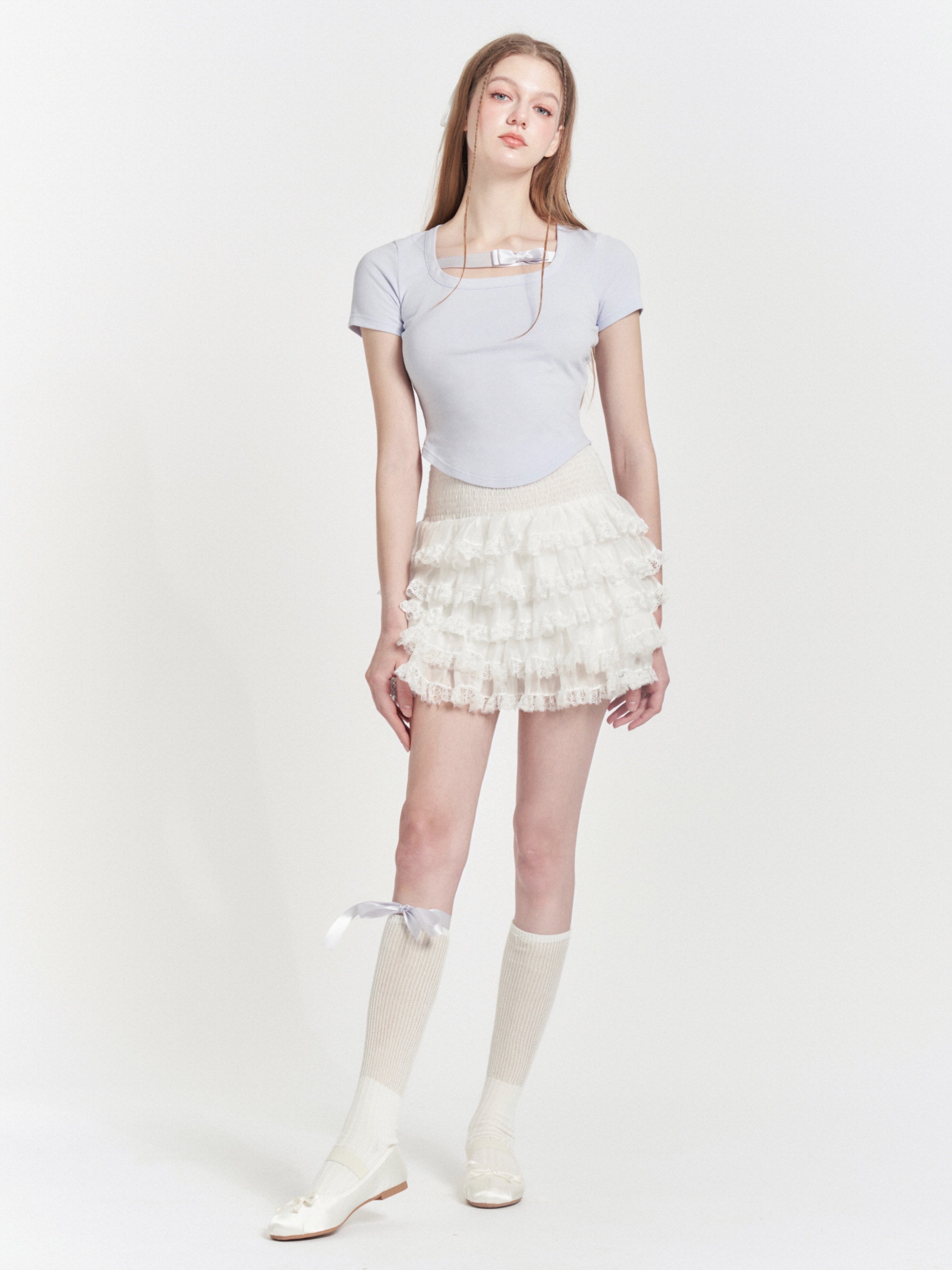 Ribbon Slim U-Neck Cropped T-shirt