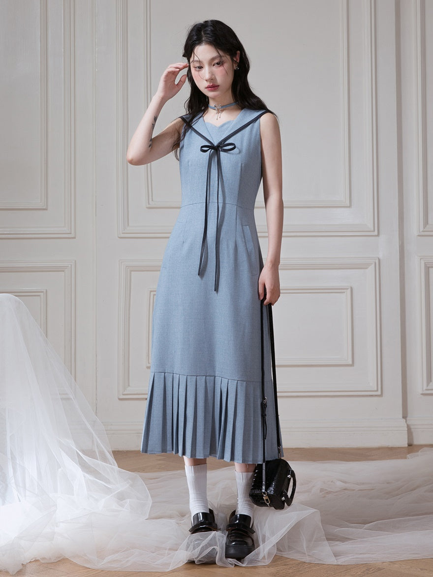 Navy Collar Sleeveless Pleated Hem Dress