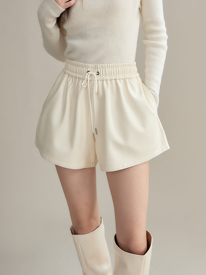 탄성 허리 느슨한 PU 가죽 짧은 바지