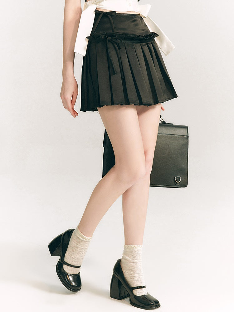 Ribbon Shiny Pleated Skirt