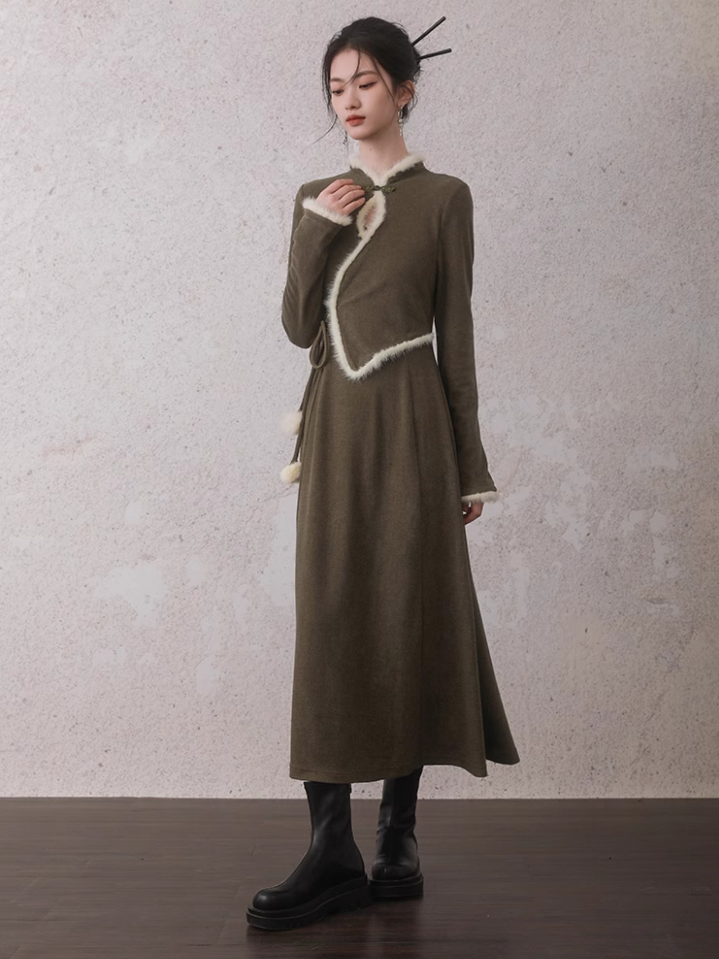 Robe de style chinois de la taille de la taille de la taille en fourrure