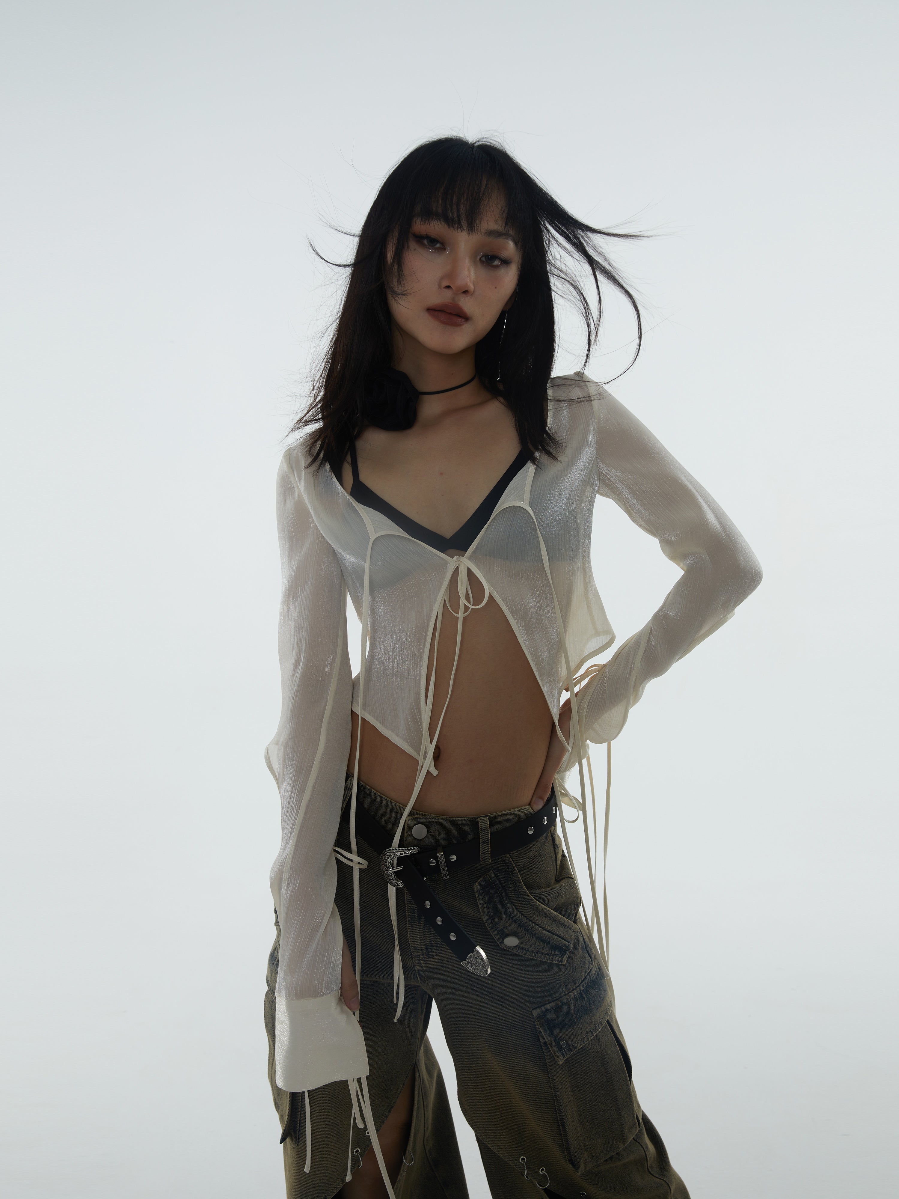 휴식 깎아 지른 끈 짧은 가디건