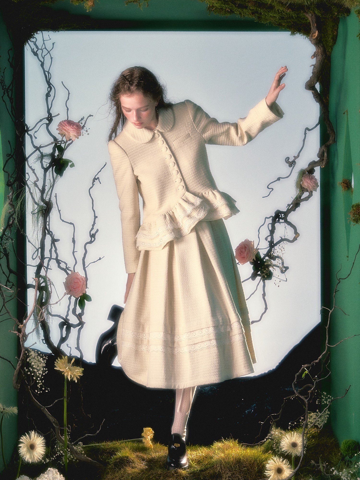 Irregular Lace Hem Jacket & Elastic Waist Pleated Skirt