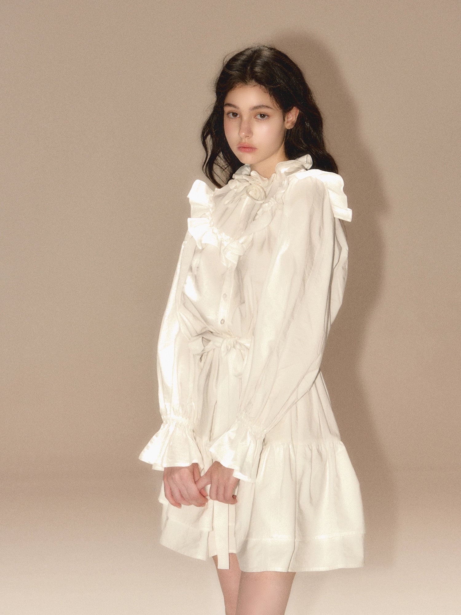 Spitzenkragen fliegende Hemdkleid