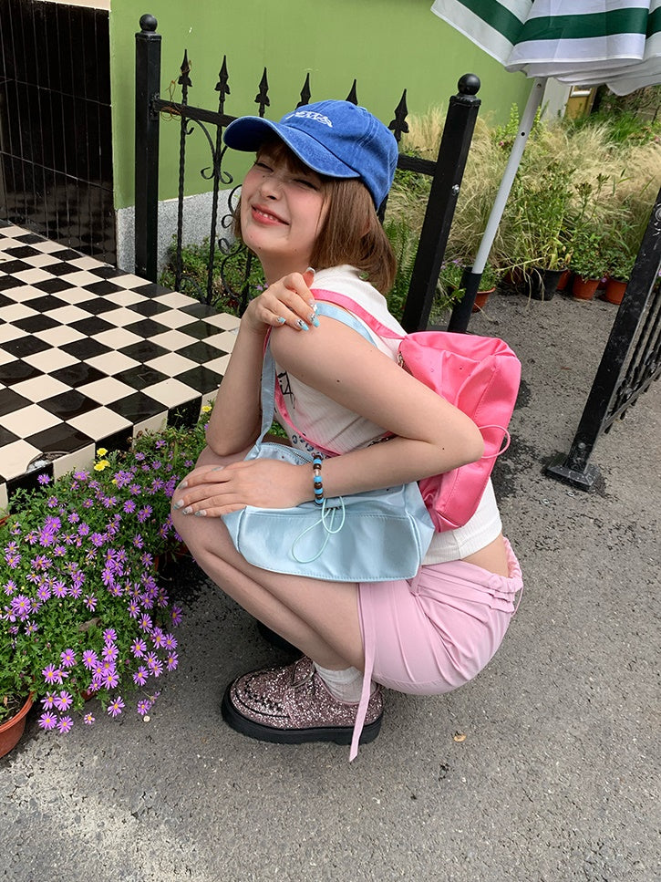 Jupe de mini-mécanir à taille basse en trois dimensions