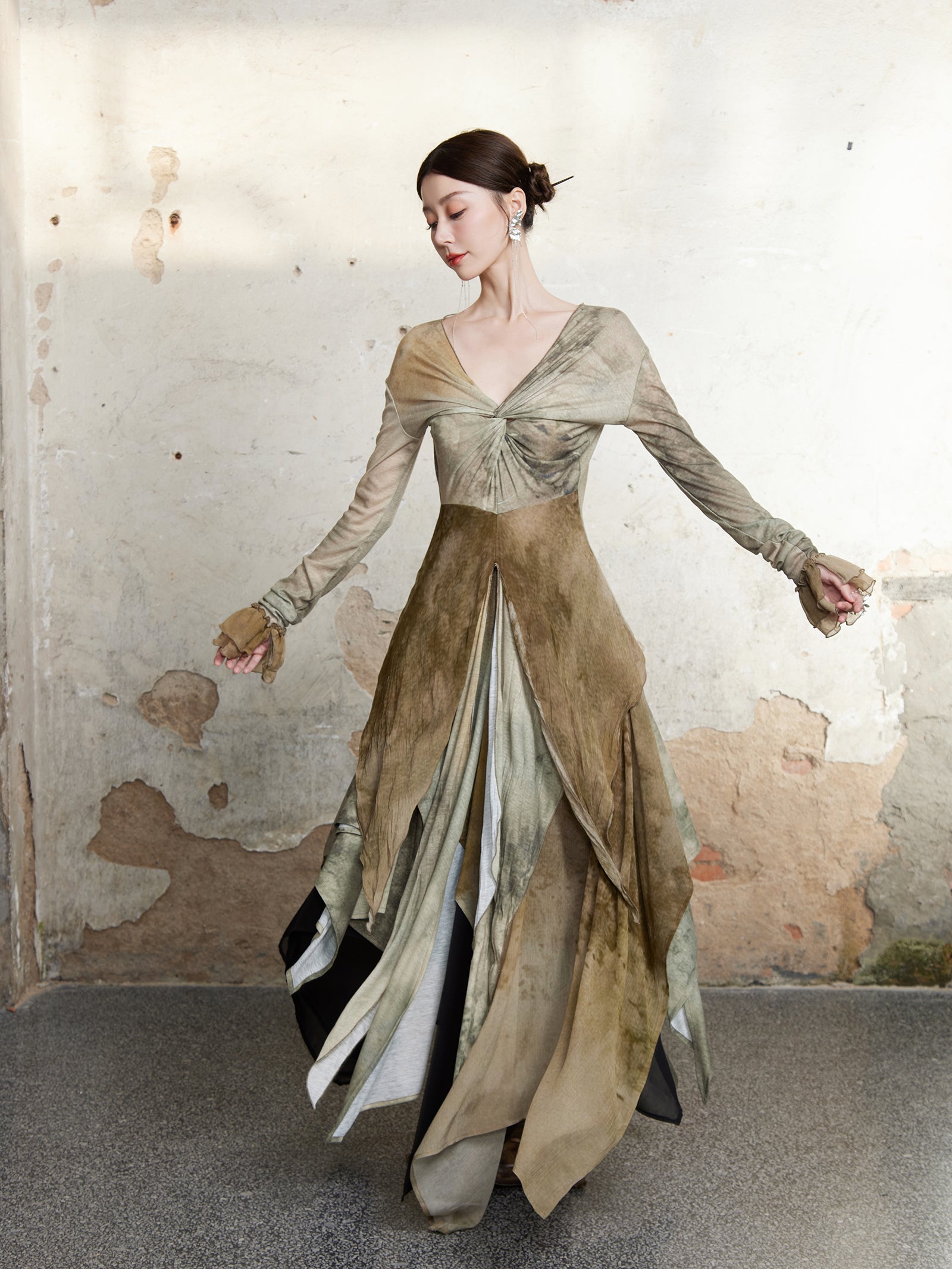 V-Ausschnitt-Twist-Design Langarm Pullover