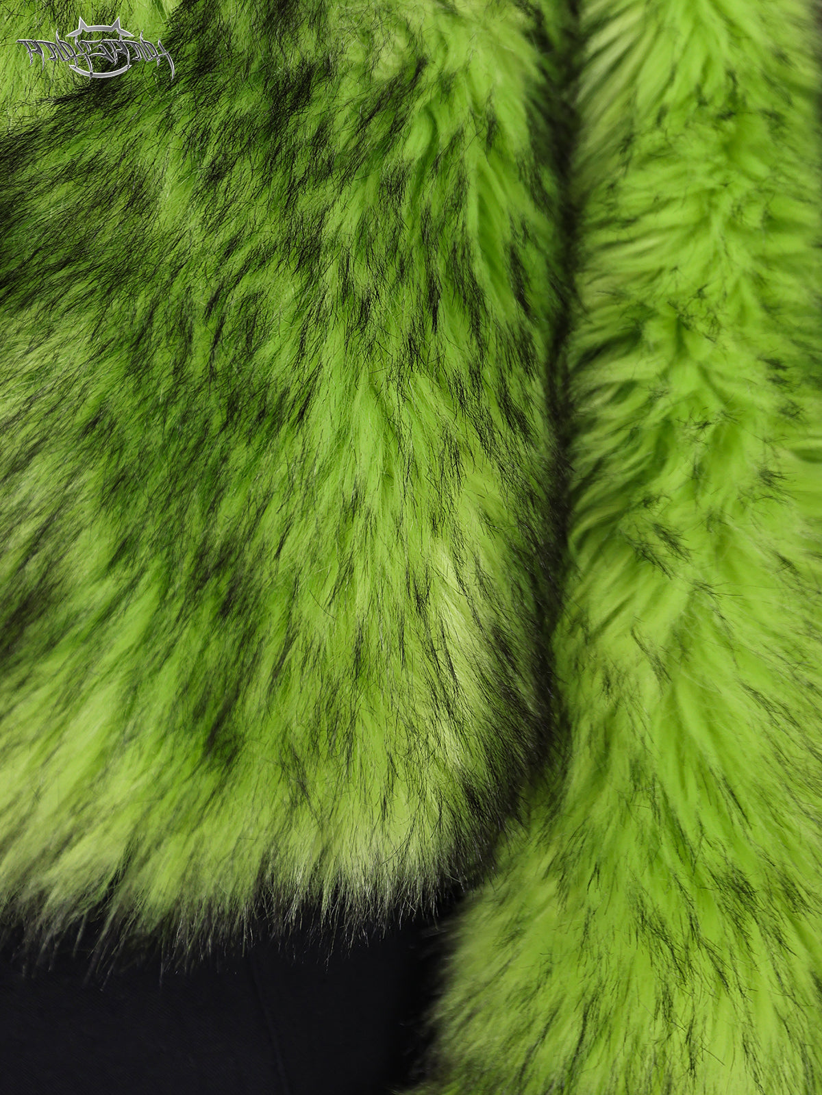 Reversible Furm Hooded Short Jacke