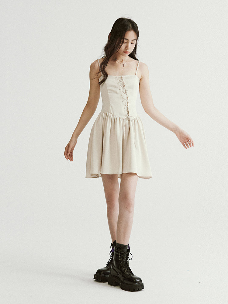 꼰 어깨 끈 대각선 전면 미니 원피스