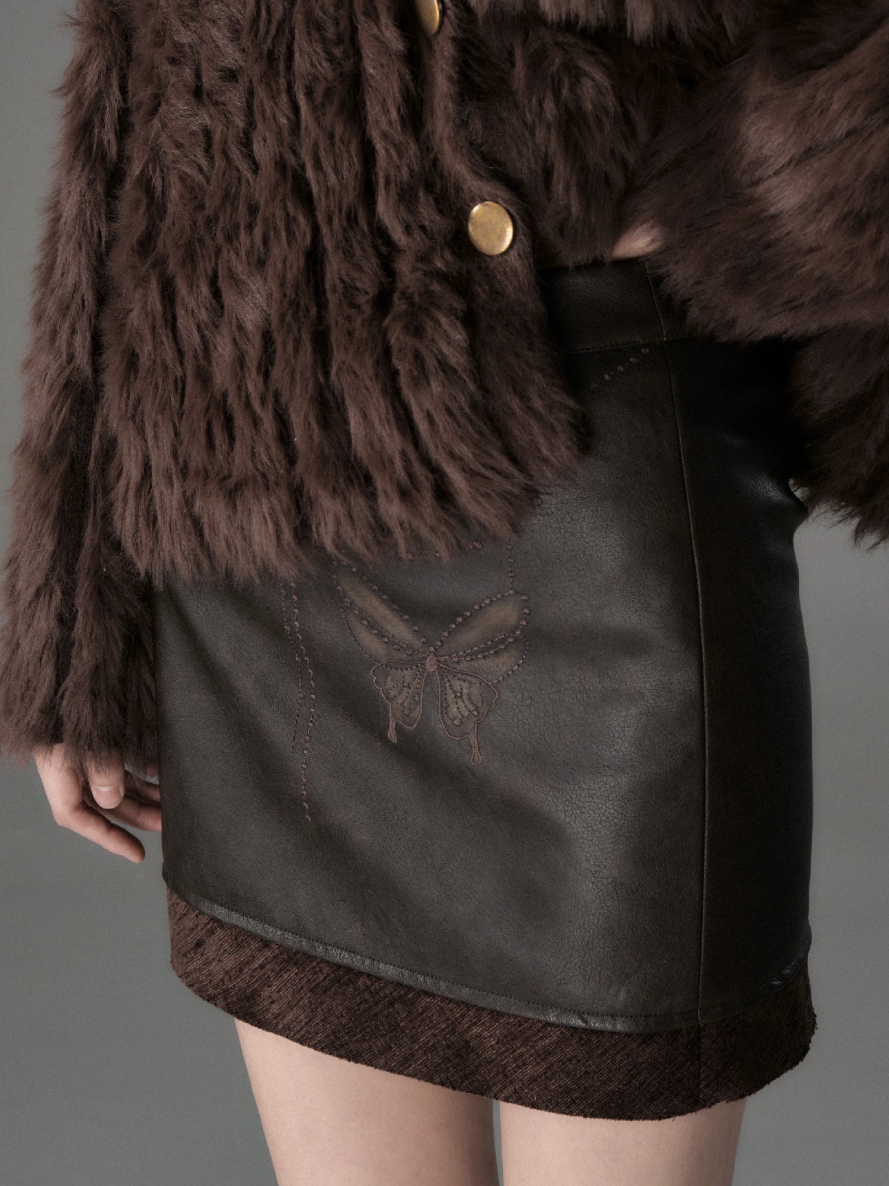 체인 나비 생 에지 PU 가죽 스커트