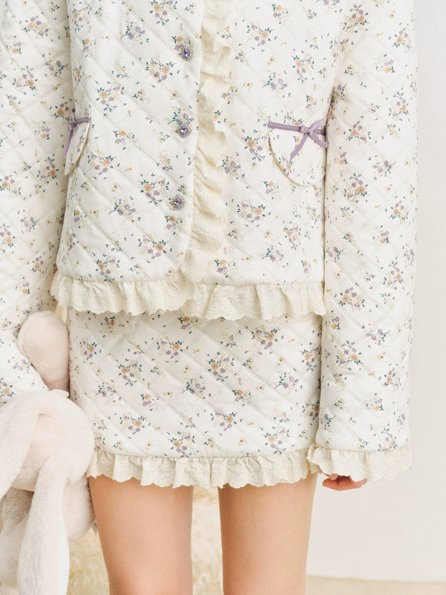 Veste matelassée en dentelle florale et jupe courte