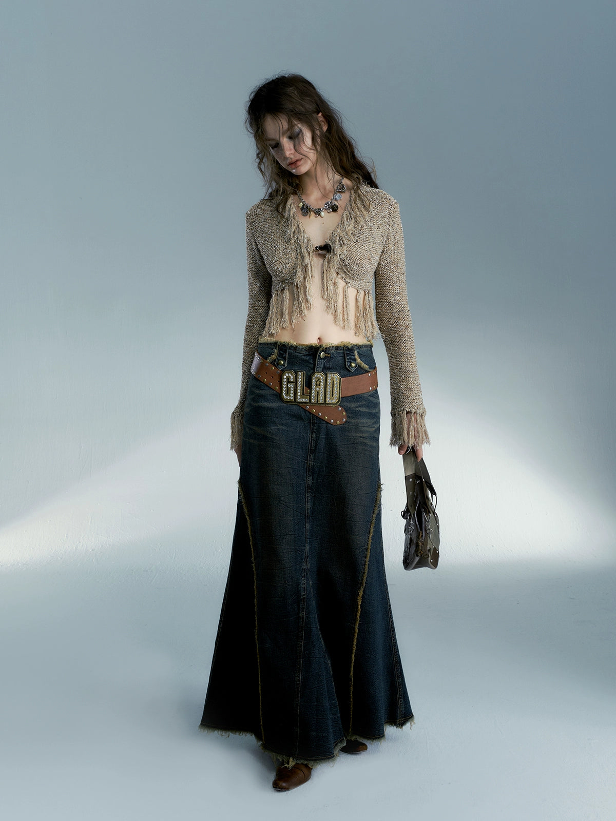 Commutation de la sirène à longue jupe en jean