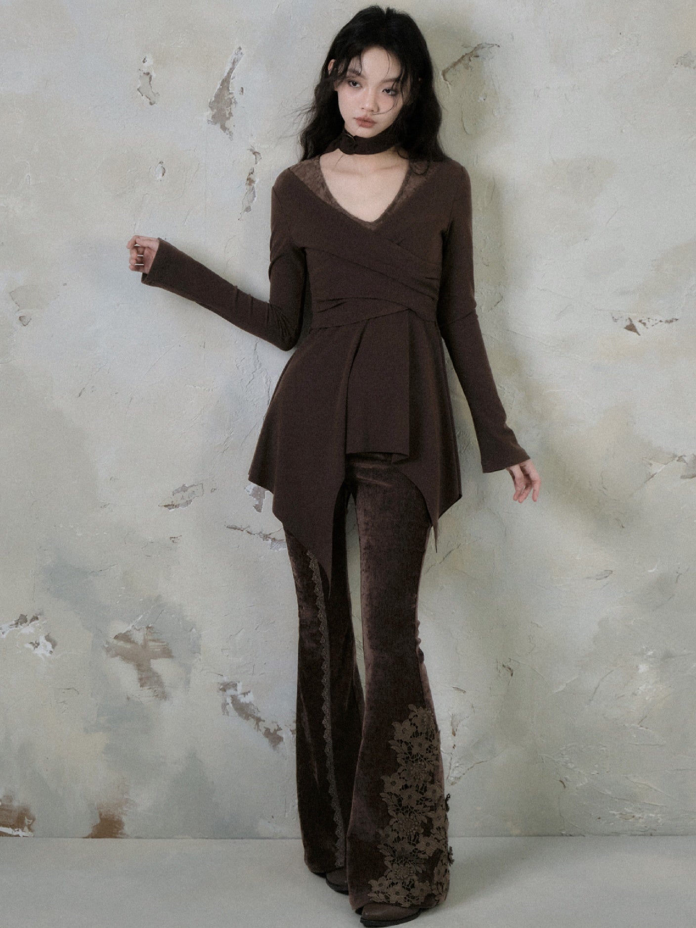 Lace Stitch Elastic Slim Velvet Bootcut Pants