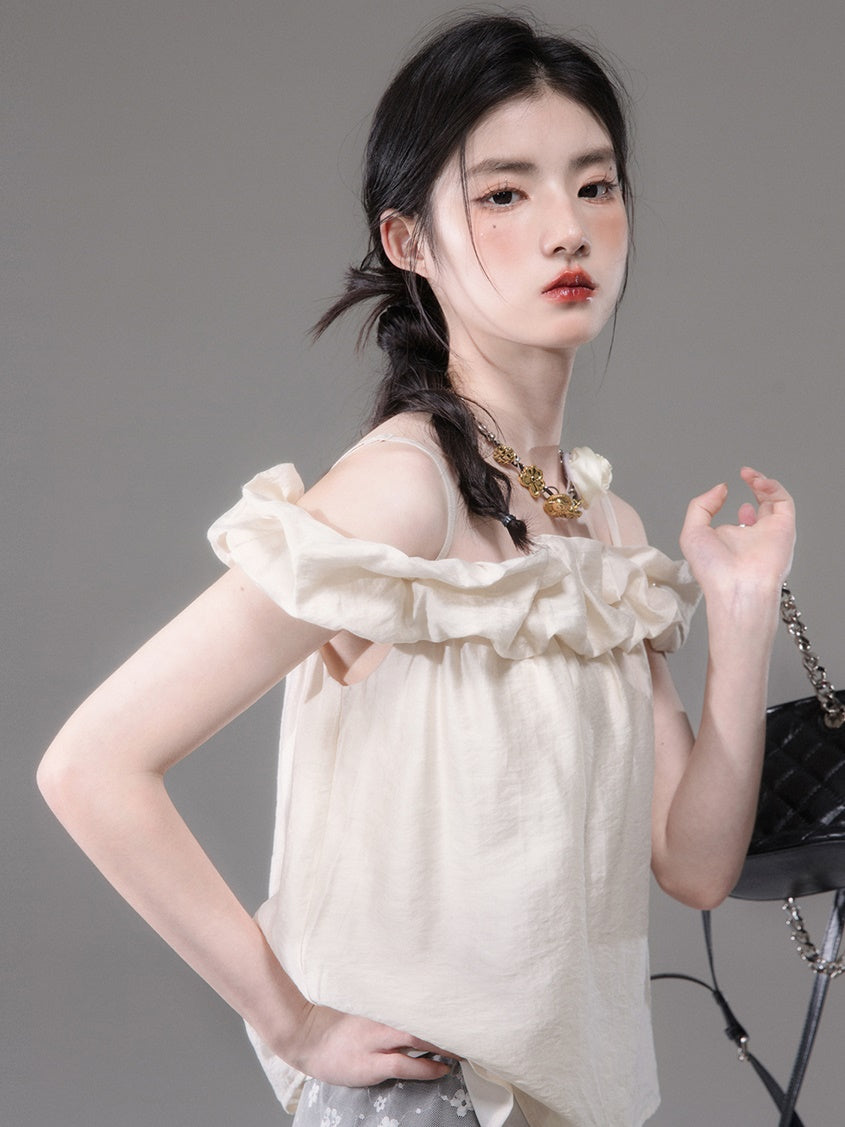 Flower Bud Off-shoulder Shirt & Lace Apron Set-up