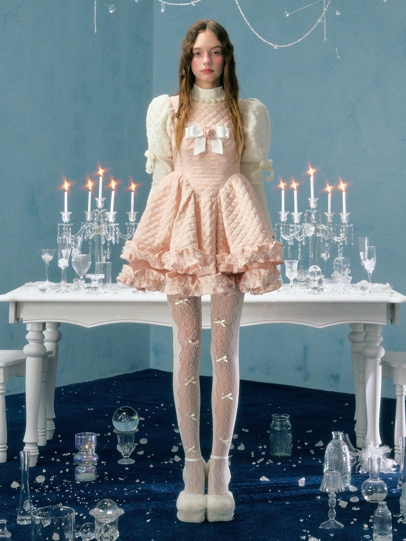 Spitze gesteppte Bower Brosche Sunddress & Puffärmel. Top