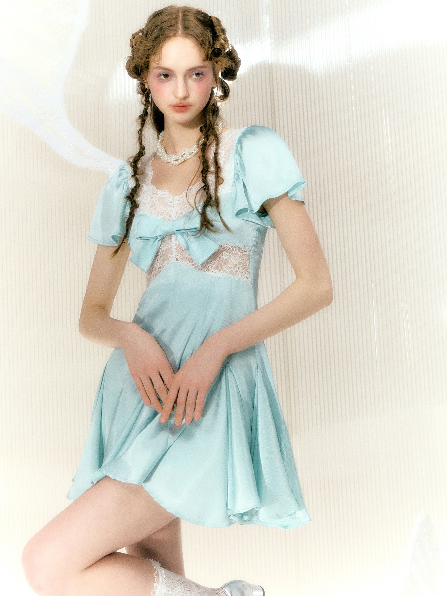 Hollow Lace Bow Short-sleeved Dress