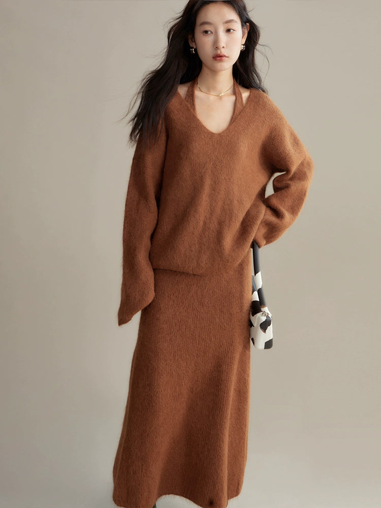 V-Neck Pullover Sweater & Halter Neck Knitted Dress