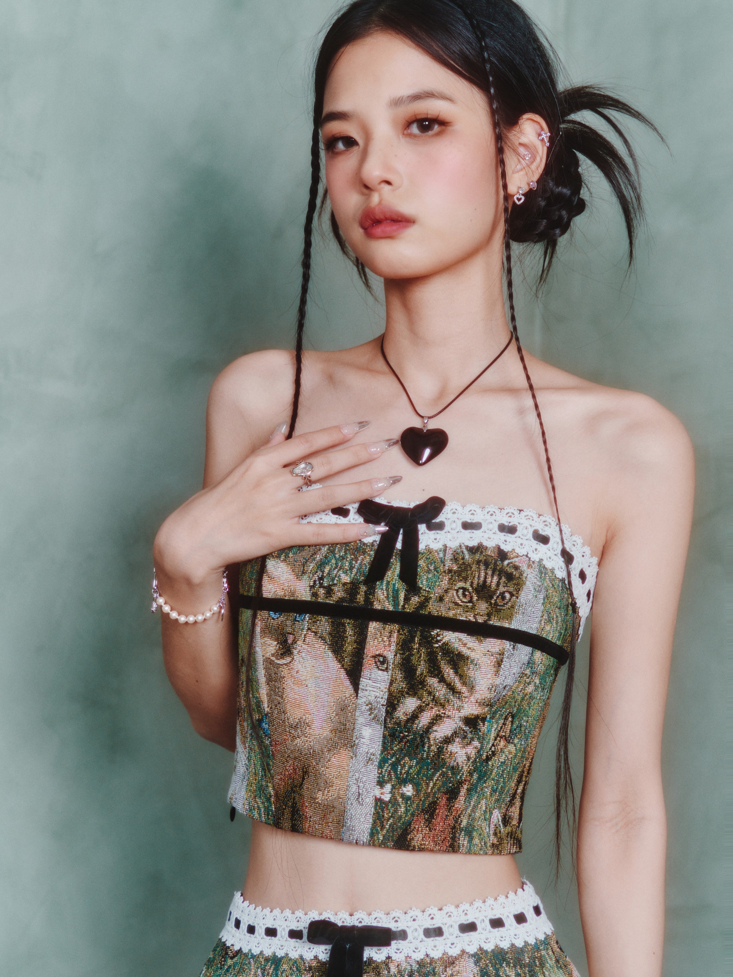 Lace Edge Bow Cat Jacquard Bare Top & Skirt