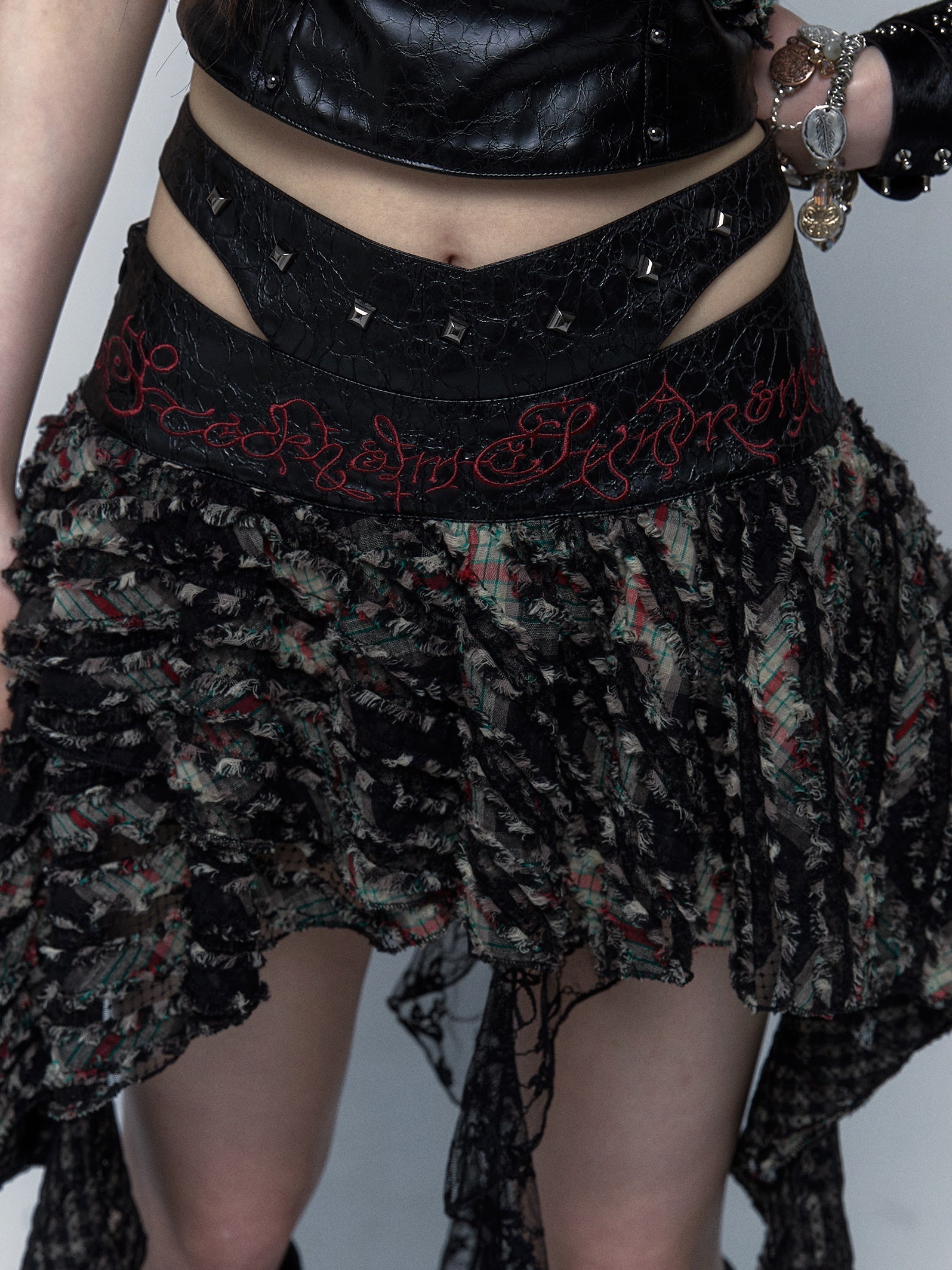 Stitching Embroidered Skirt & Lace Stitch Leather Tube Top