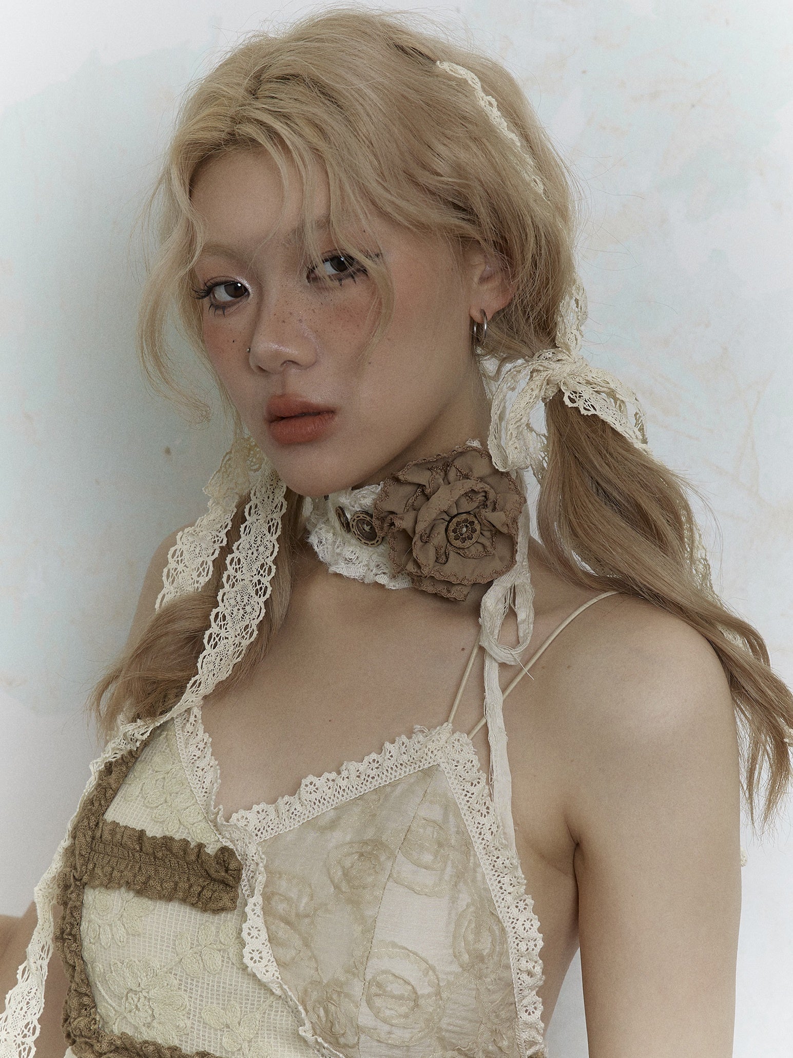 Tour de boucille en bois romantique couleuse de fleur détachable