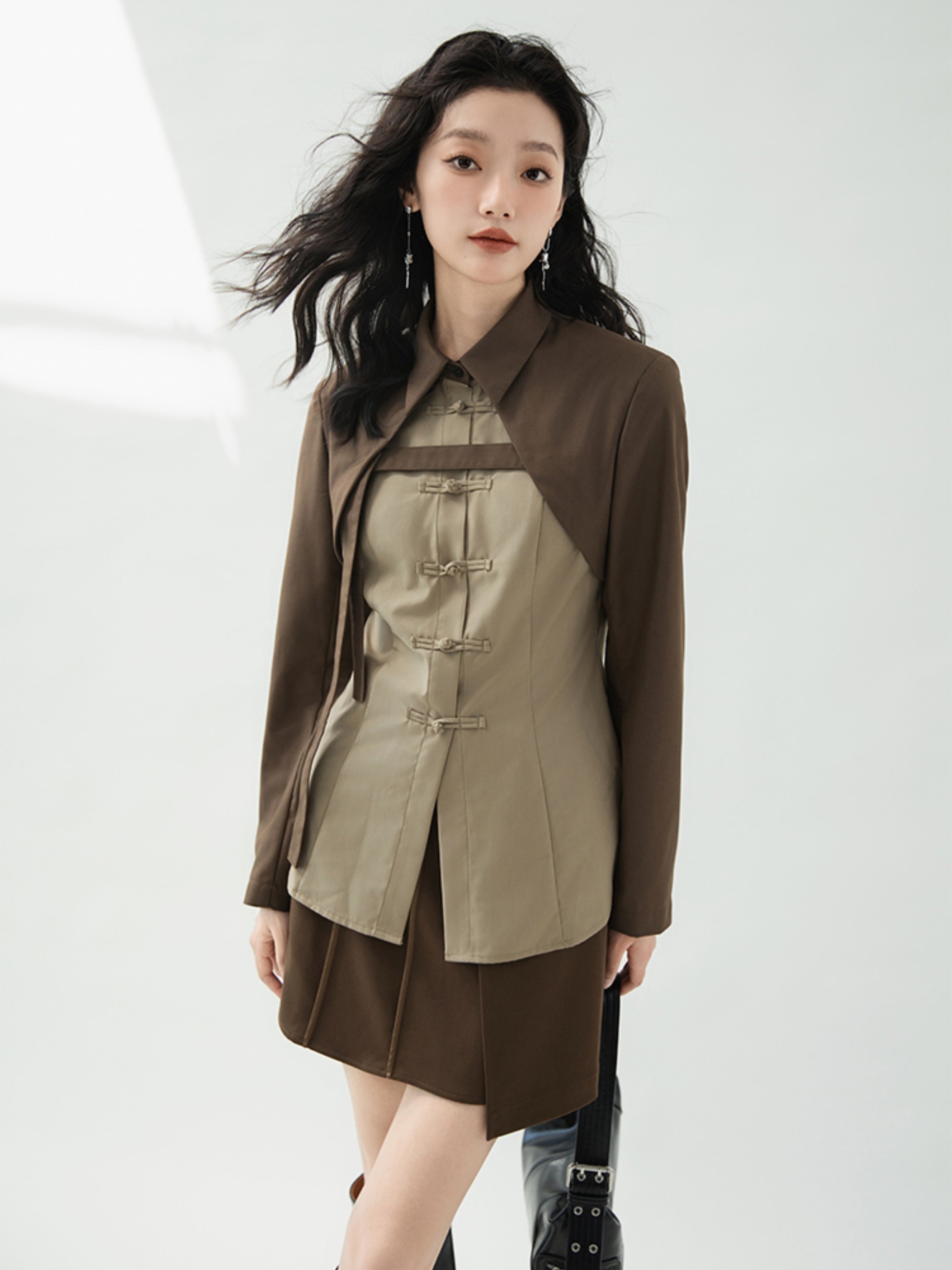 중국 버클 콘트라스트 컬러 페이크 2피스 셔츠