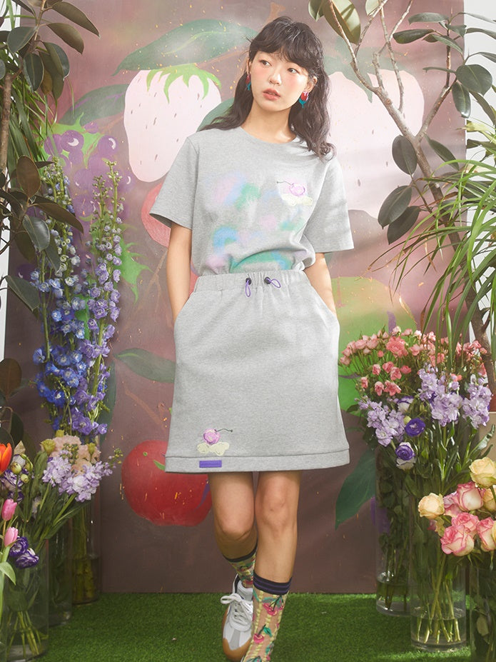 Retro Cherry Embroidery Gradient Loose T-shirt & Skirt
