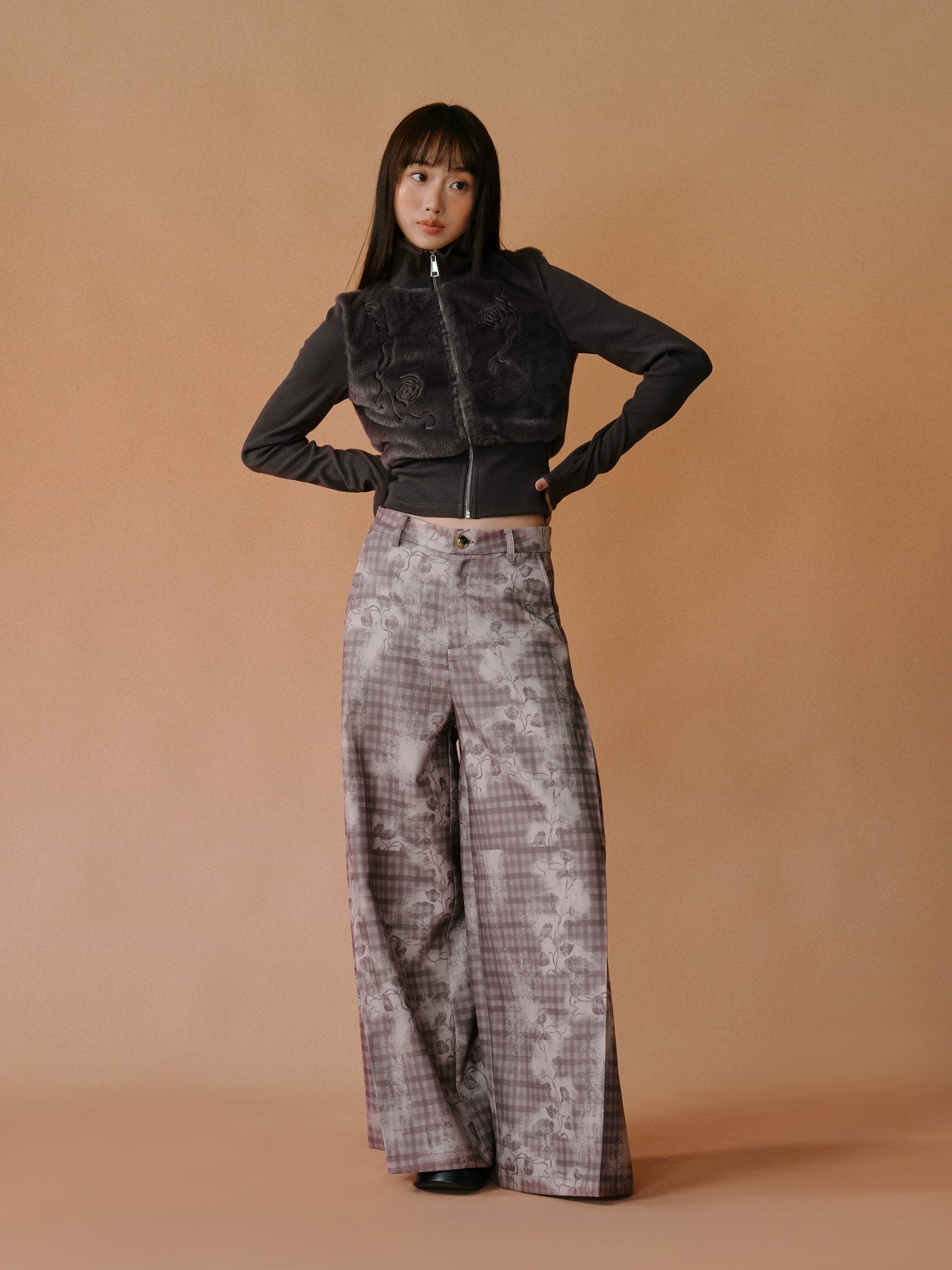 모피 스티칭 꽃 포도 나무 지퍼 높은 목 자켓